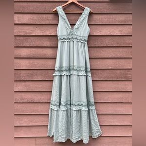Forever 21 maxi lace boho dress